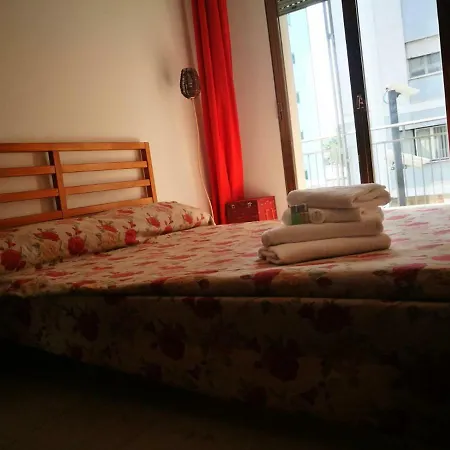 Aurora Hostel 3* ונציה