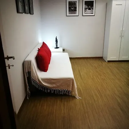 Aurora Hostel ונציה