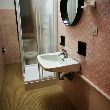 Aurora Hostel בית הארחה ונציה