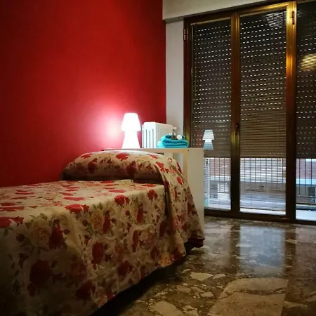 Aurora Hostel Πανσιόν 3*